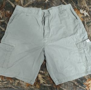 Wrangler Cargo Shorts (with tech pocket)